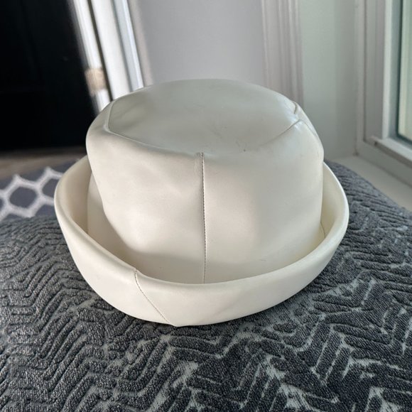 Sears Fashion Millinery Awesome Vintage 60\'s Hat Off White Faux Leather main image 8